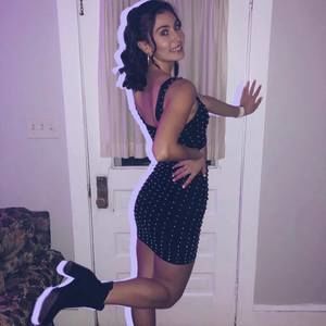 Meet your Posher, Kayla